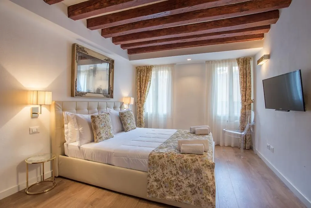 Home Venice Apartments-Rialto 1 - 2 - 3-1