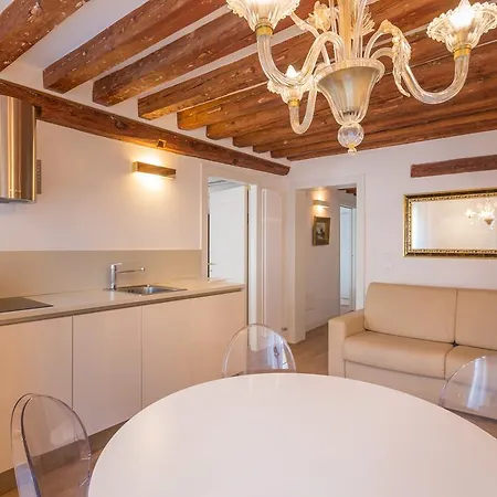 Home Venice Apartments-Rialto 1 - 2 - 3-2