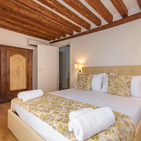 Home Venice Apartments-Rialto 1 - 2 - 3-2